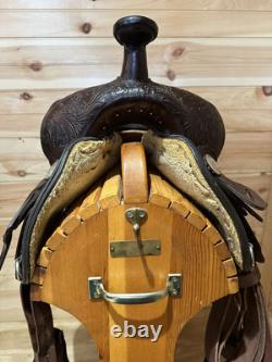 16 Circle Y Equitation Western Show Saddle Model 3974