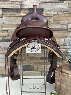 16 Circle Y Flex 2 Western Trail Saddle- Whoa! Clean