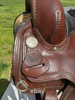 16 Circle Y Flex-Lite Western Trail Saddle Model 1551