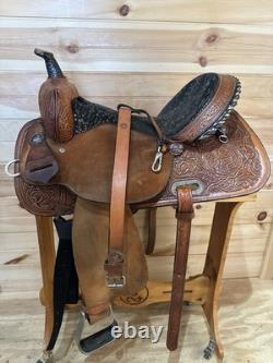 16 Circle Y High Horse Jewel Western Barrel Saddle Model 6224 (2017)