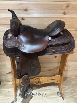 16 Circle Y High Horse Mineral Wells Western Trail Saddle Model 6812