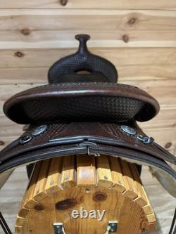 16 Circle Y Park & Trail Western Saddle Model 2206