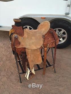 16 Corrienta Ranch Saddle Gently Used Great Condition