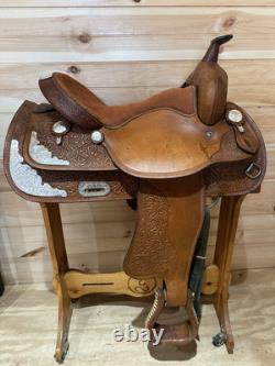 16 Crates Saddlery Western Show Saddle model 206