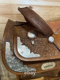 16 Crates Saddlery Western Show Saddle model 206