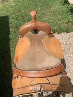 16 Crates Trail Western Horse Saddle SQHB Model 218-4