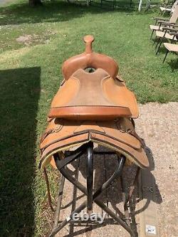 16 Crates Trail Western Horse Saddle SQHB Model 218-4