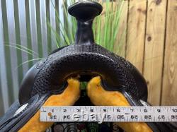16 DAKOTA SADDLERY Black Western Roping Saddle 206HA? Used 2x