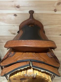 16 Dakota Saddlery Western Trail Saddle Model 202
