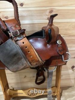 16 Dakota Sweptback Trainer Western Work Saddle Model 421