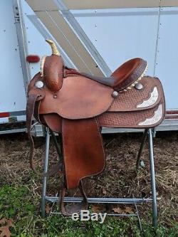 16 Dakota Western Saddle