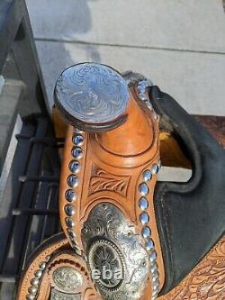 16 Dale Chavez Western Show Saddle in Excellent Condition