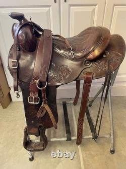16 Fallis Balanced Ride Western Saddle