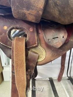16 Fallis Balanced Ride Western Saddle