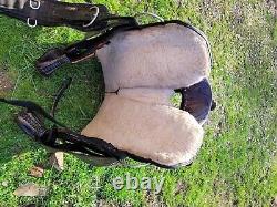 16 Hilason western saddle. Bought less than a yr. Ago doesn't fit my horses. 7