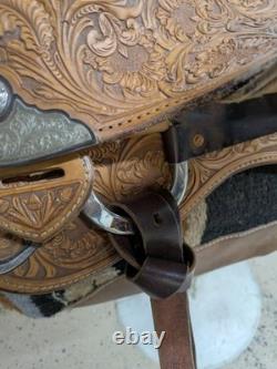 16 Inch Used Bob's Custom Western Pleasure Show Saddle 1078-11336
