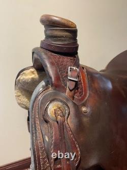 16 Mcall Wade roughout western, ranching, roping, trail saddle