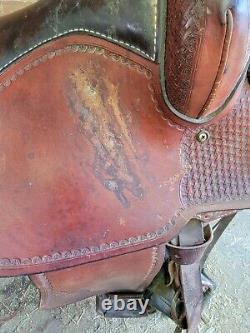 16 National Bridle Shop Tennesseen Deluxe Western Saddle