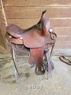 16 National Bridle Shop Tennesseen Deluxe Western Saddle