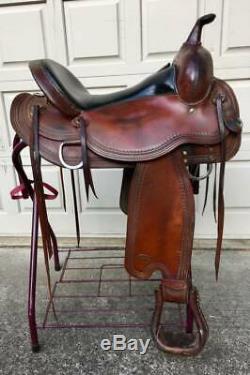 16 Reinsman Western Trail Saddle -Comfort fit round skirt saddle