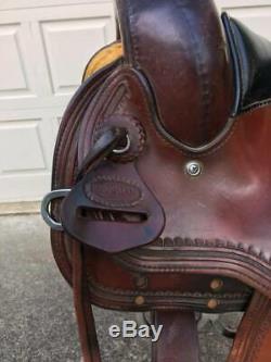 16 Reinsman Western Trail Saddle -Comfort fit round skirt saddle