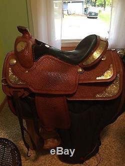 16 Show saddle