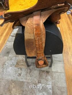 16 Showman Western Show Saddle
