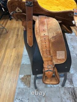 16 Showman Western Show Saddle