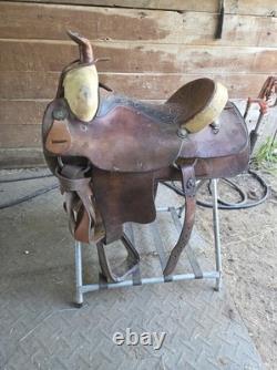 16 Simco Western Saddle