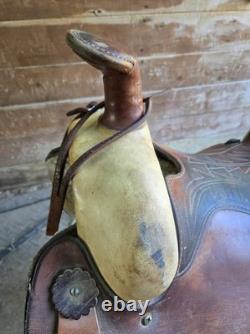 16 Simco Western Saddle