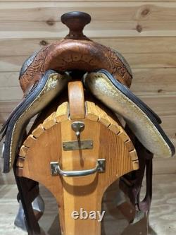 16 Tex Tan Hereford Western Show Saddle Model 08-1560-2N6