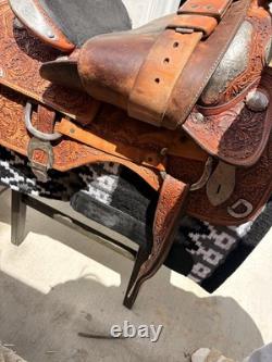 16 Tex Tan Imperial Western Show Saddle