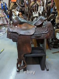 16 Tex Tan Western Saddle