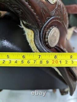 16 Tex Tan Western Saddle