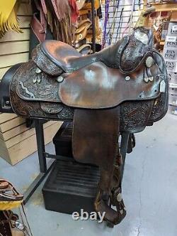 16 Tex Tan Western Saddle