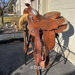 16 Used Blue Ribbon Western Show Saddle