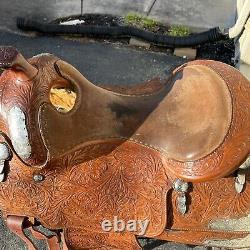 16 Used Blue Ribbon Western Show Saddle