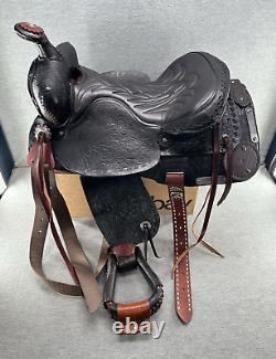 16 Western Barrel or Trail Saddle Deep Seat Good Condition