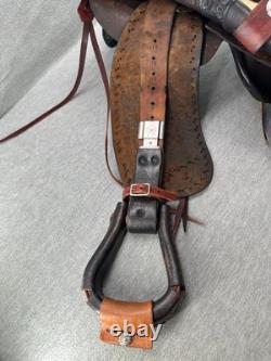 16 Western Barrel or Trail Saddle Deep Seat Good Condition