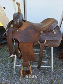 16 Western Saddle