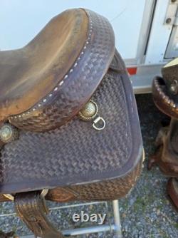 16 Western Saddle