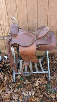 16 Western Saddle