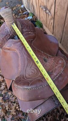 16 Western Saddle