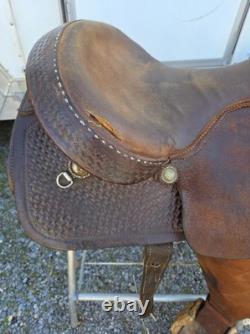 16 Western Saddle