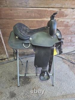 16 Wintec Western Saddle