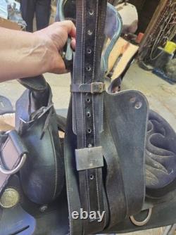 16 Wintec Western Saddle