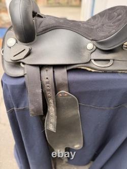 16 Wintec Western Trail Saddle Black Lightweight Synthetic Model WC 013900