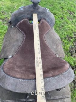 16 chocolate rough out Western training saddle NWOT