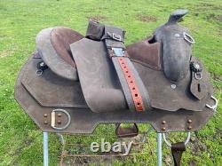16 chocolate rough out Western training saddle NWOT
