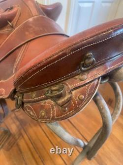 16 hornless Australian saddle withWestern matching leather cinch